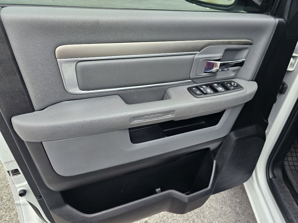 2015 RAM 1500 Image 13
