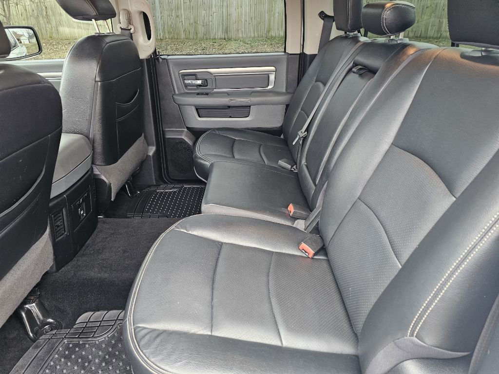 2015 RAM 1500 Image 16