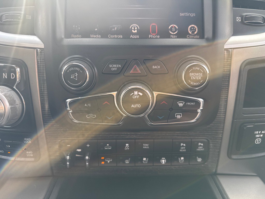 2014 RAM 1500 Image 16