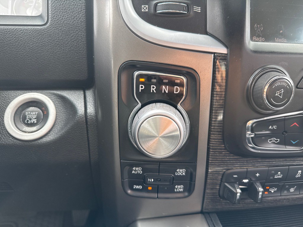 2014 RAM 1500 Image 17