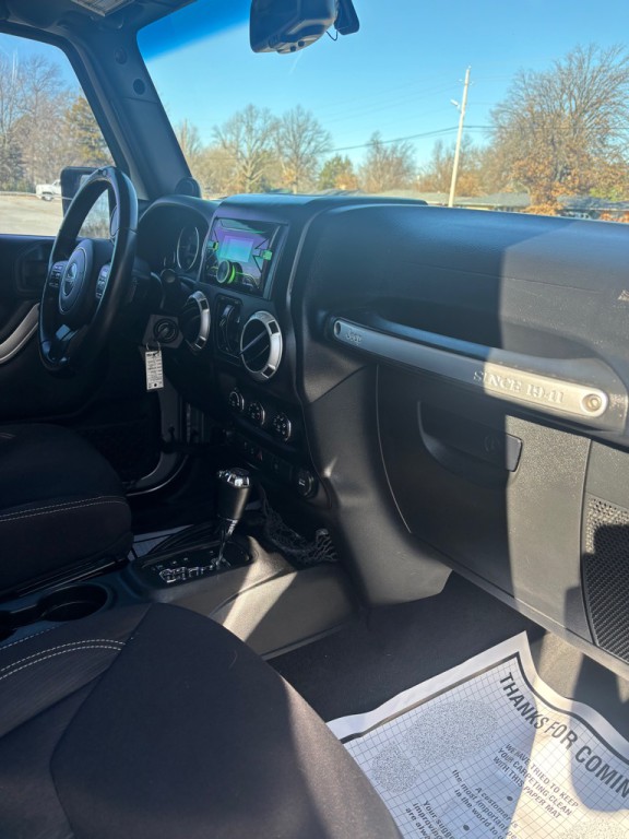 2013 Jeep Wrangler Unlimited Image 10