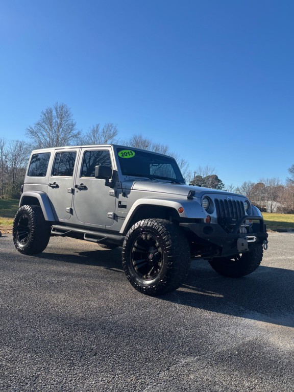 2013 Jeep Wrangler Unlimited Image 1