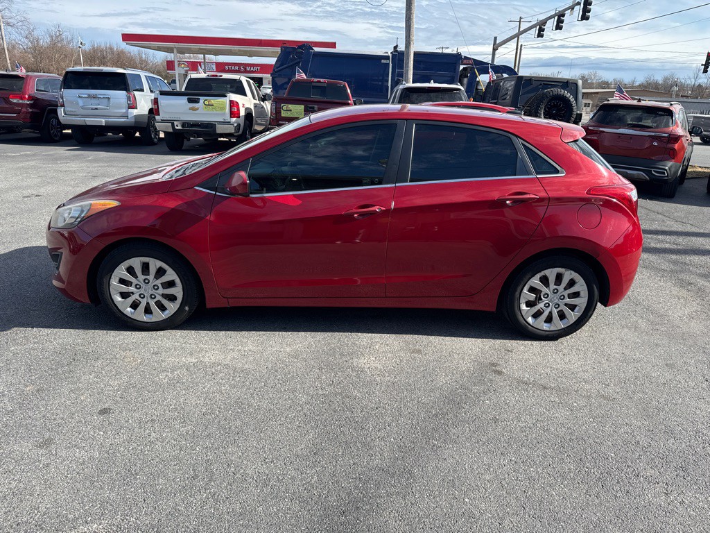 2016 Hyundai Elantra Image 4