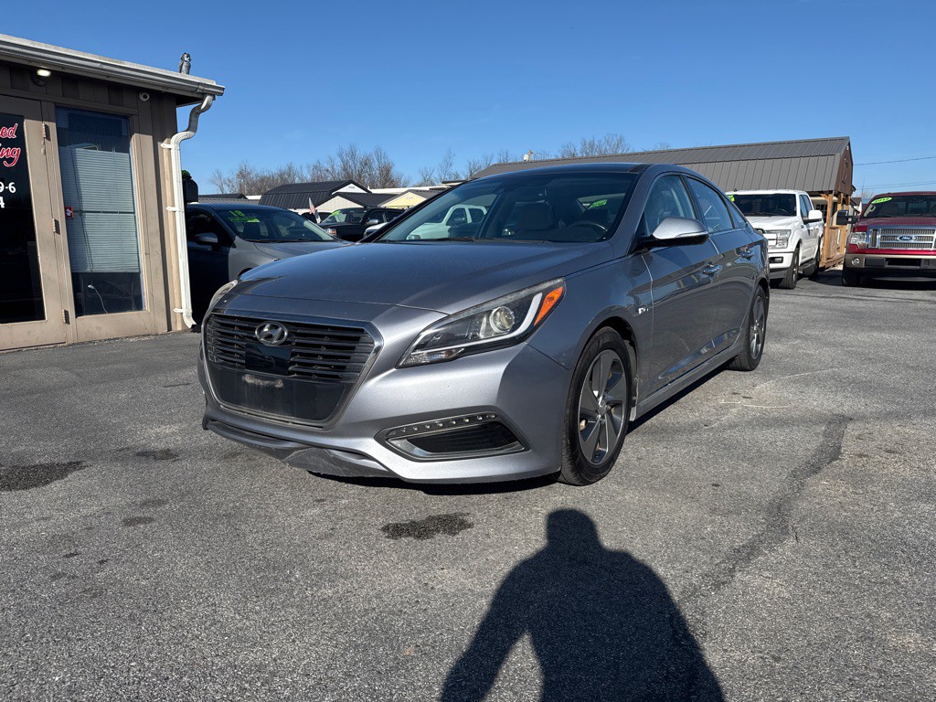 2016 Hyundai Sonata Image 1