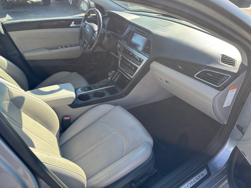 2016 Hyundai Sonata Image 10