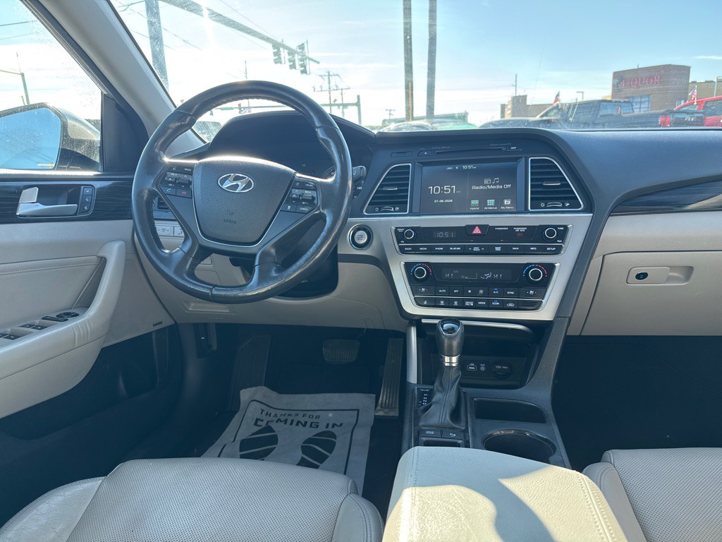 2016 Hyundai Sonata Image 12