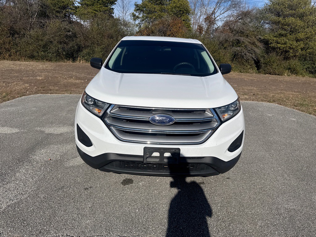 2017 Ford Edge Image 2