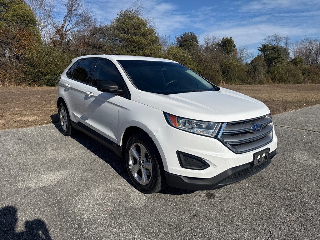 2017 Ford Edge Image 3