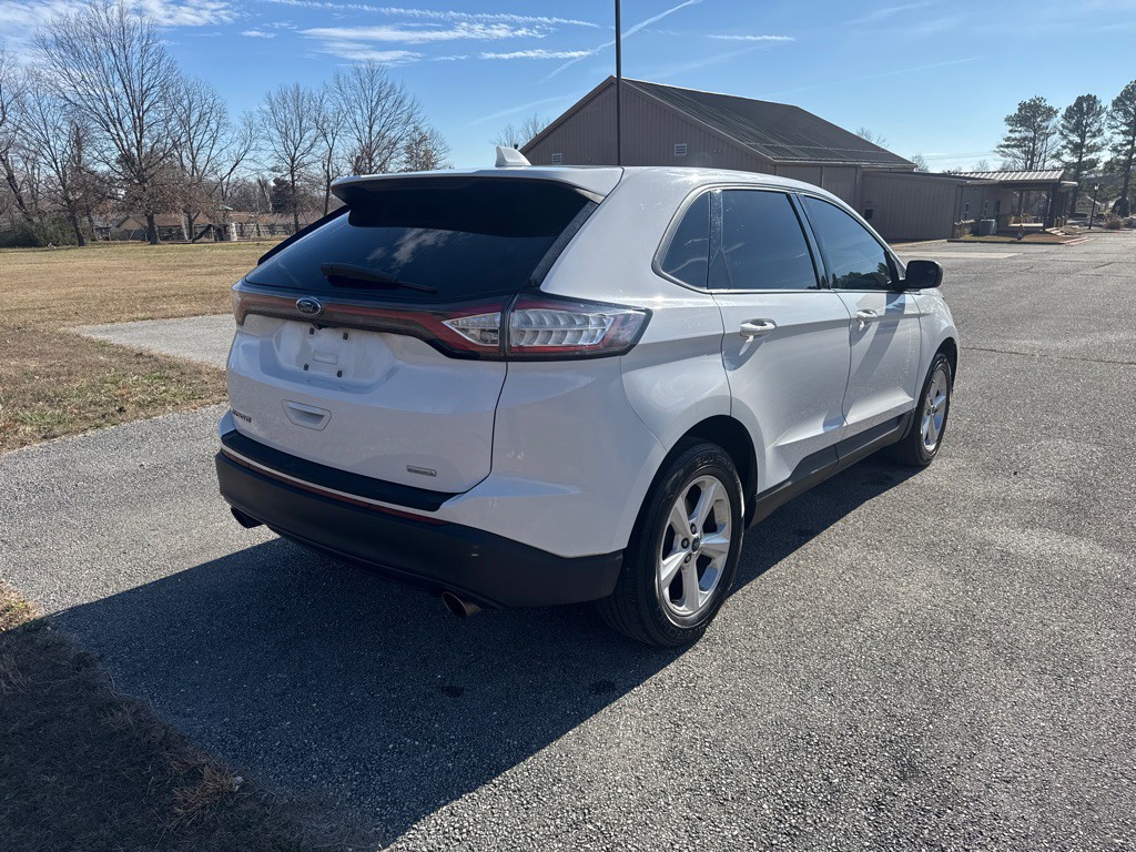 2017 Ford Edge Image 5