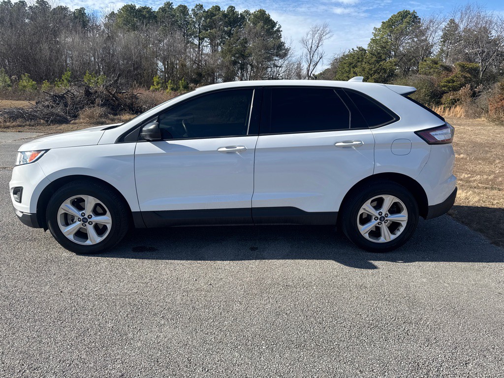 2017 Ford Edge Image 8