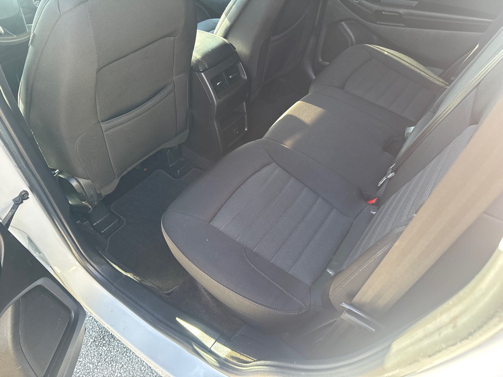 2017 Ford Edge Image 10