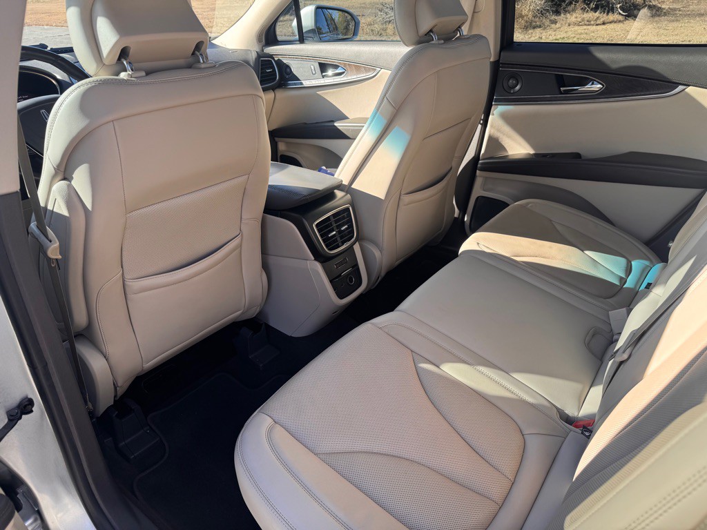 2019 Lincoln Nautilus Image 11