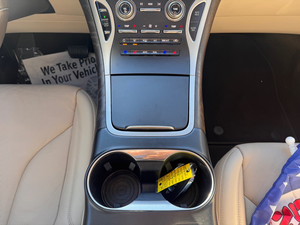 2019 Lincoln Nautilus Image 15