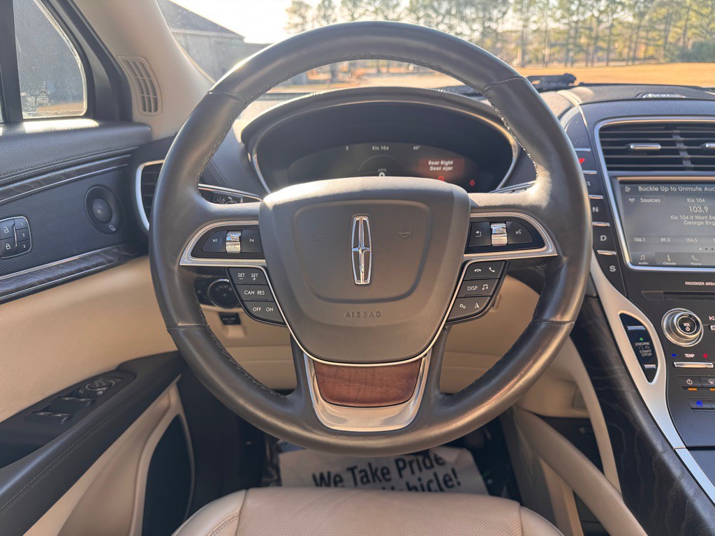 2019 Lincoln Nautilus Image 16