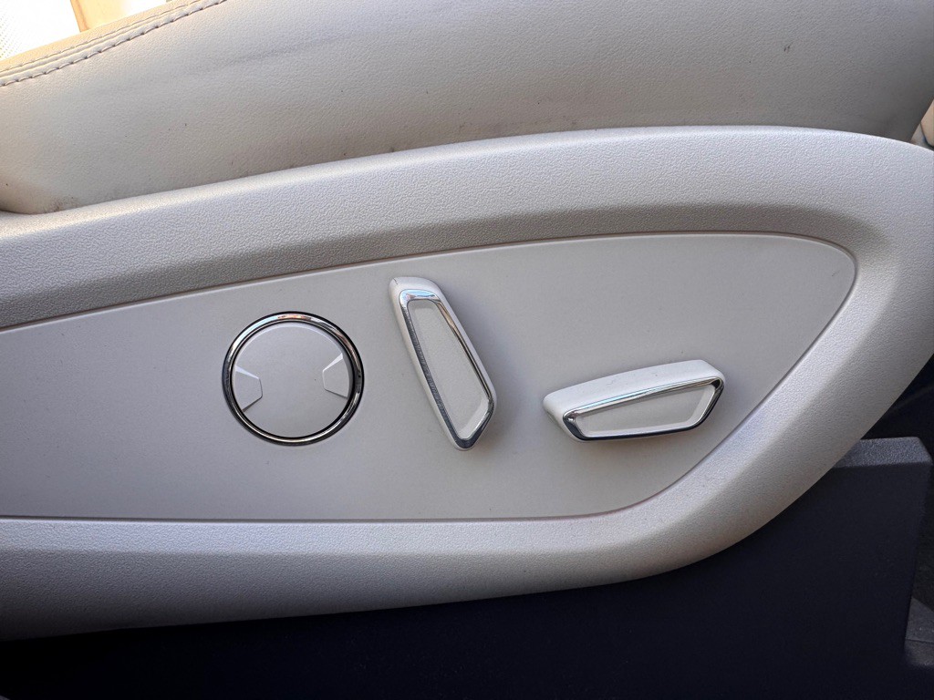 2019 Lincoln Nautilus Image 22