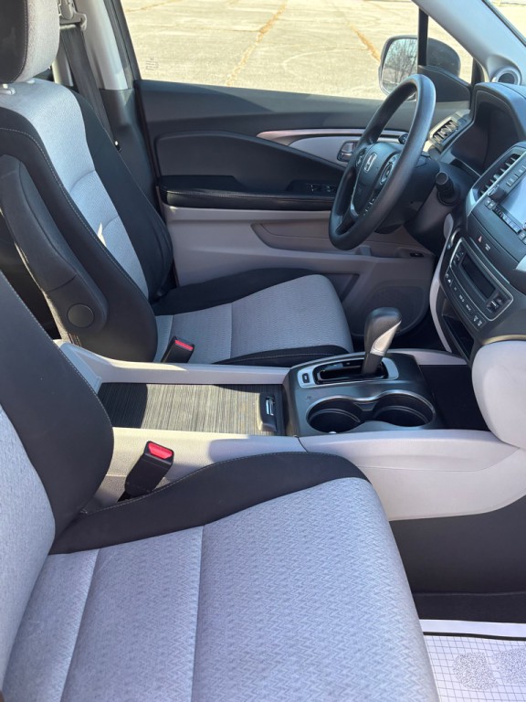 2017 Honda Ridgeline Image 20