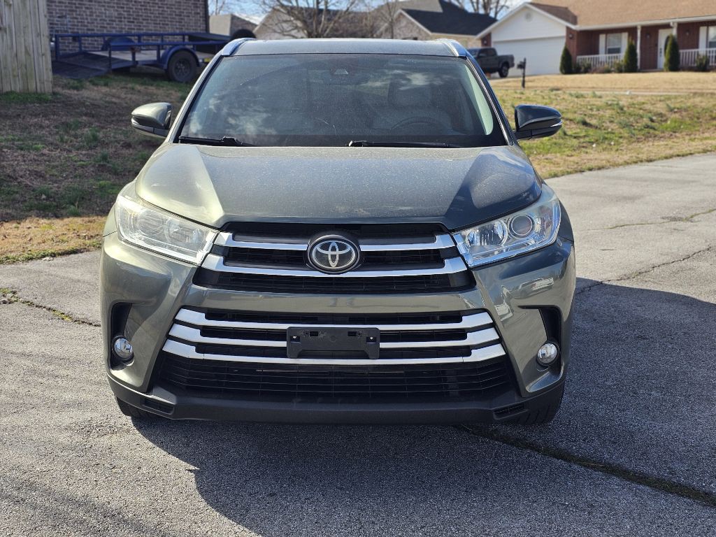 2018 Toyota Highlander Image 4