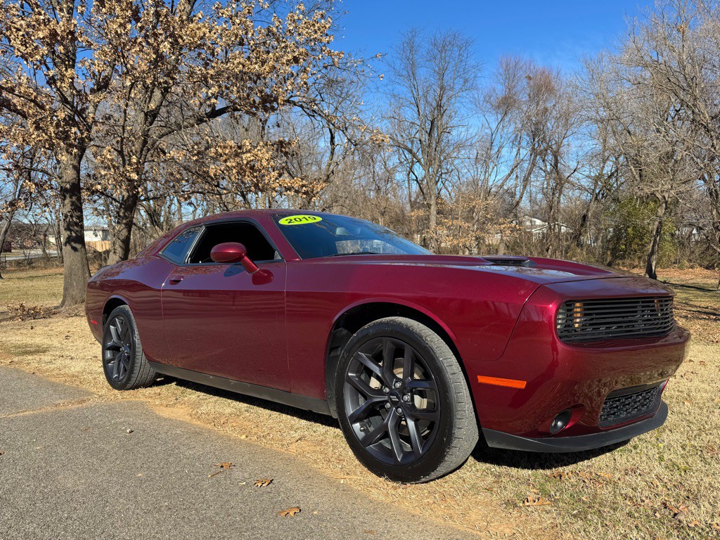 2019 Dodge Challenger Image 3