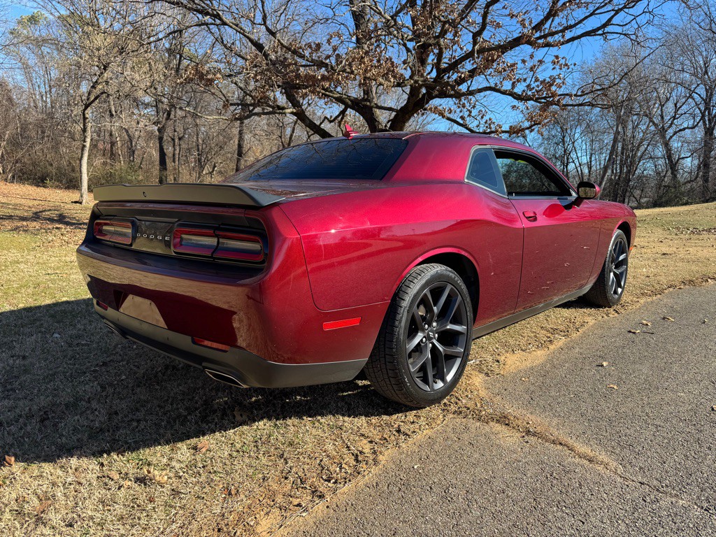 2019 Dodge Challenger Image 5