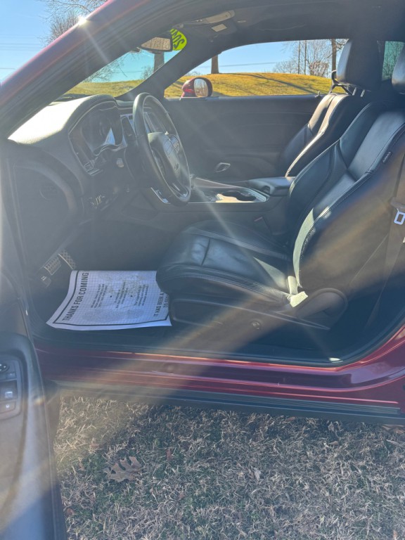 2019 Dodge Challenger Image 9