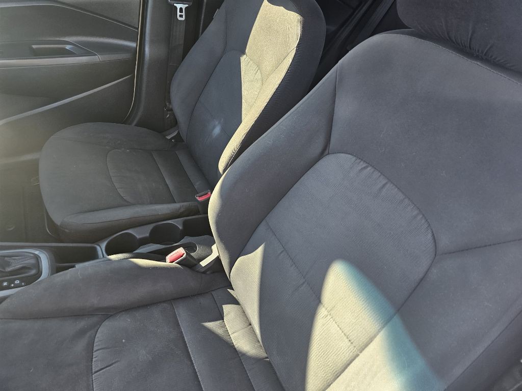 2017 Kia Rio Image 9