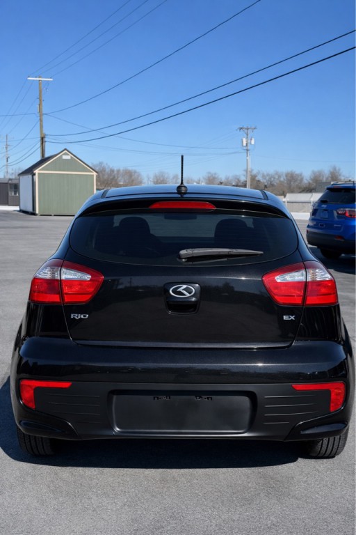 2016 Kia Rio Image 4