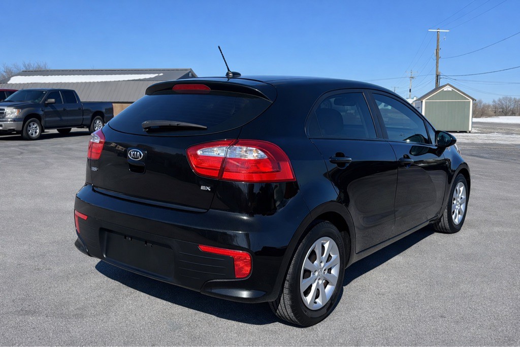 2016 Kia Rio Image 6