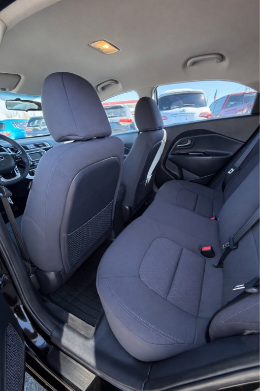 2016 Kia Rio Image 9