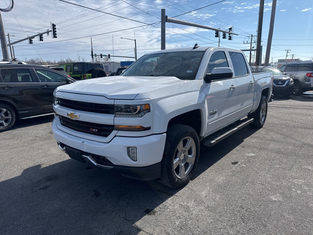 2018 Chevrolet Silverado 1500 Image 3