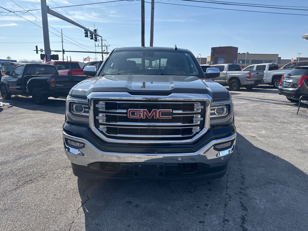 2017 GMC Sierra Image 1