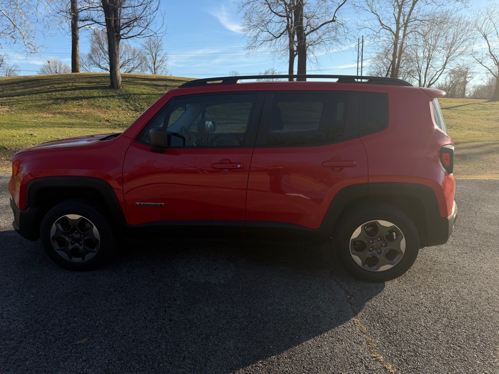 2017 Jeep Renegade Image 9