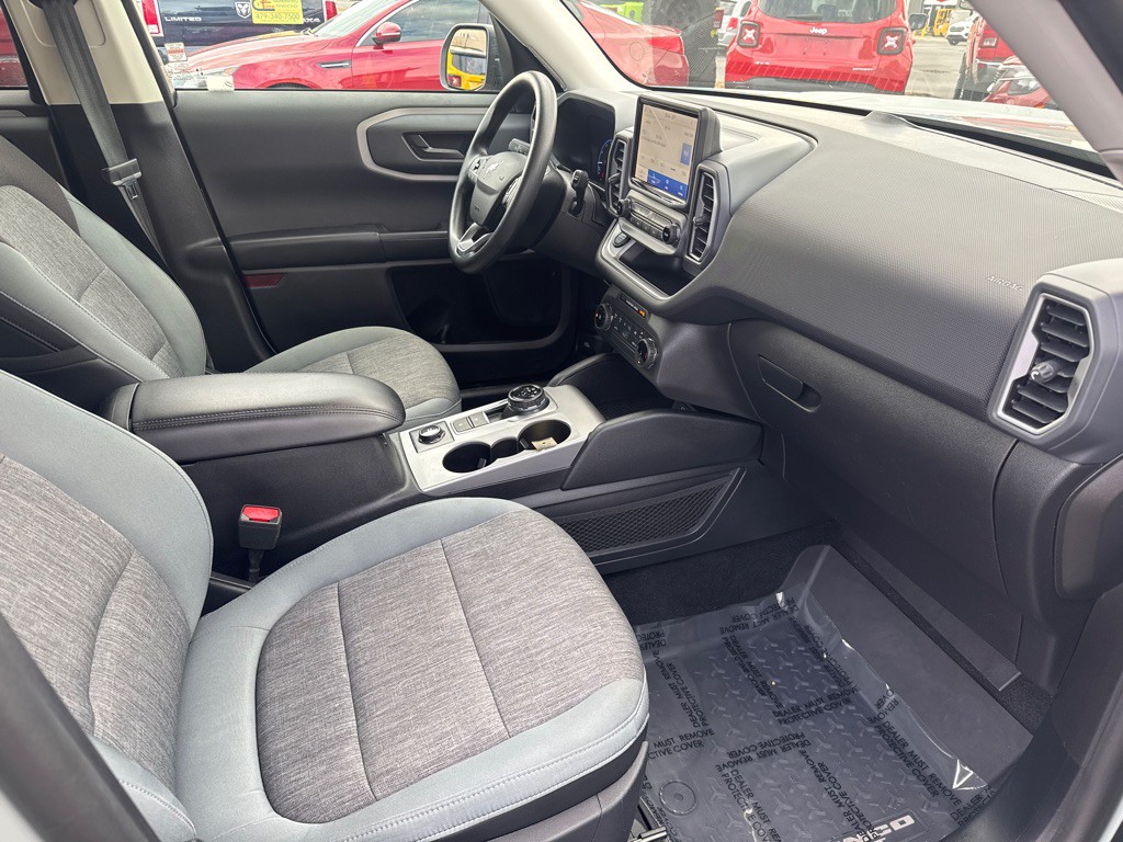 2022 Ford Bronco Image 5