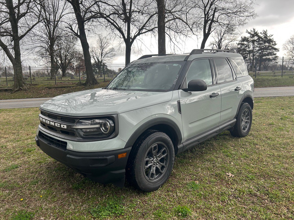 2022 Ford Bronco Image 9