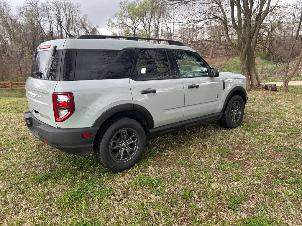 2022 Ford Bronco Image 14