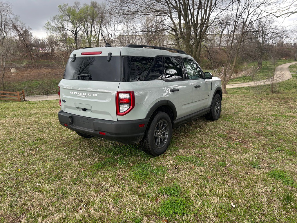 2022 Ford Bronco Image 15