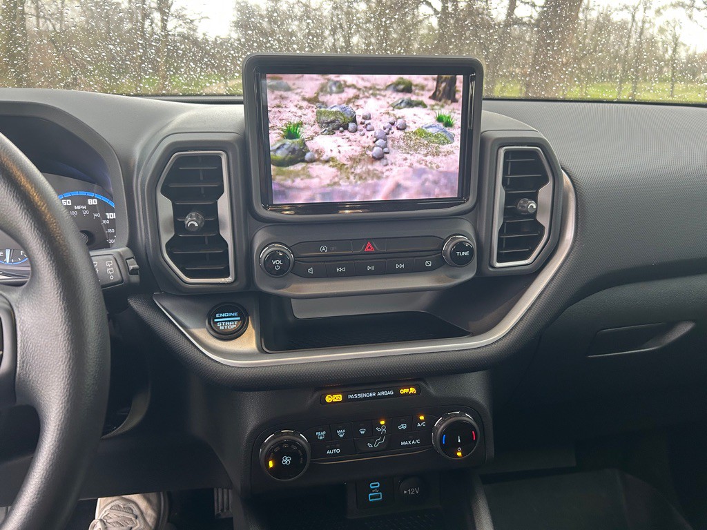 2022 Ford Bronco Image 22