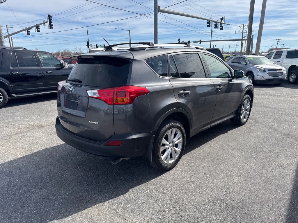 2015 Toyota Rav4 Image 4