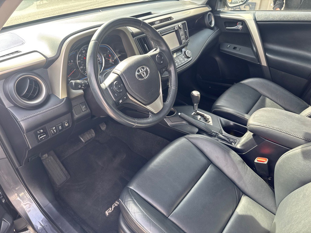 2015 Toyota Rav4 Image 8