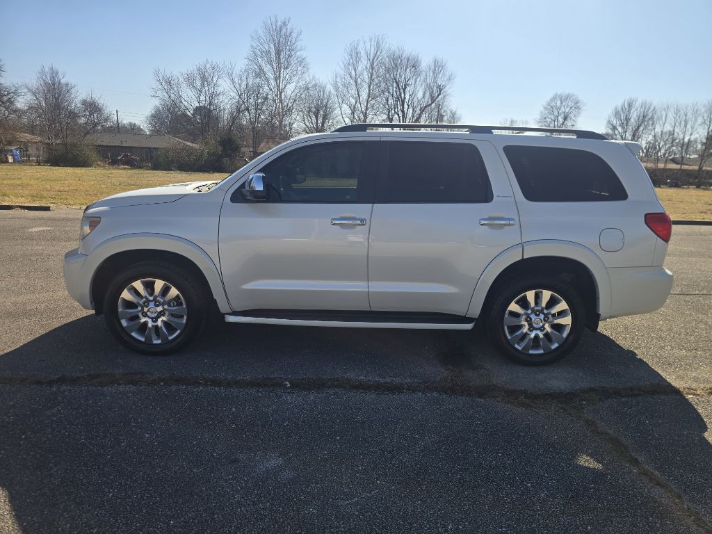2012 Toyota Sequoia Image 3