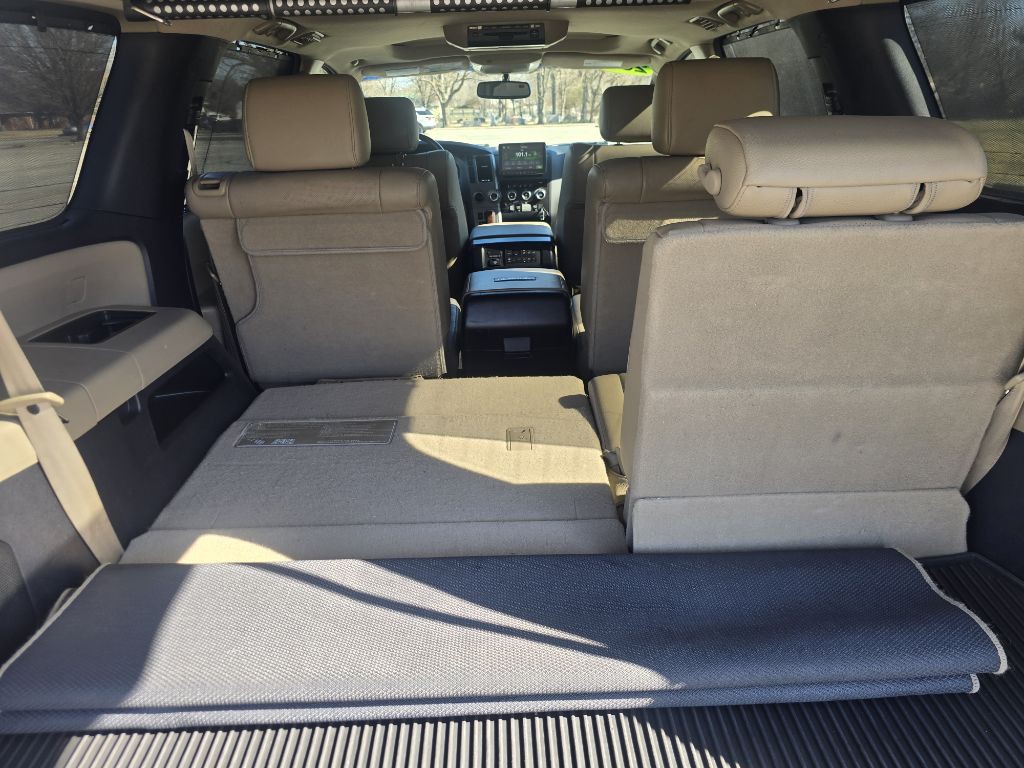 2012 Toyota Sequoia Image 12