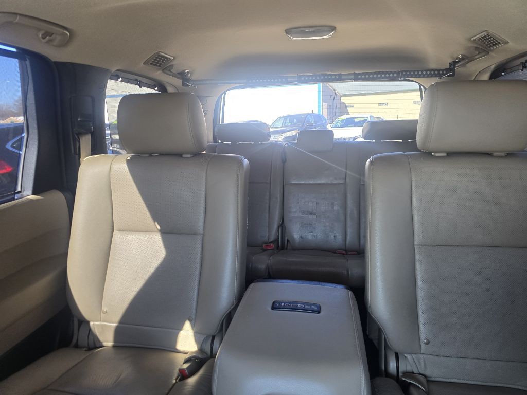 2012 Toyota Sequoia Image 20