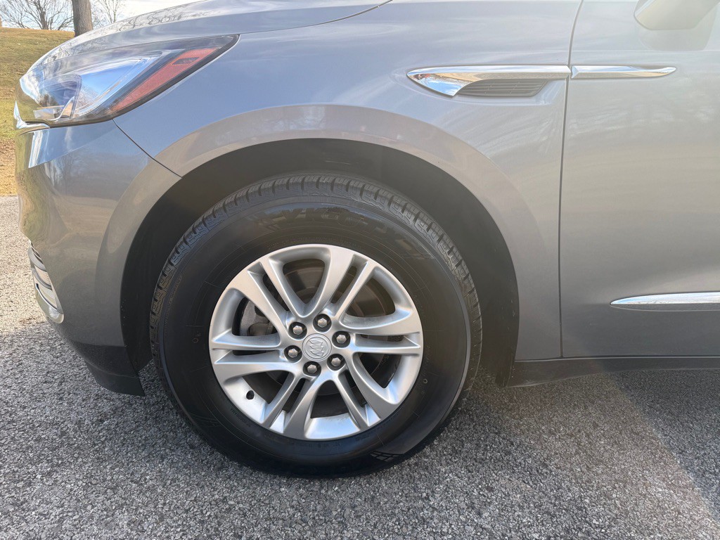 2018 Buick Enclave Image 4