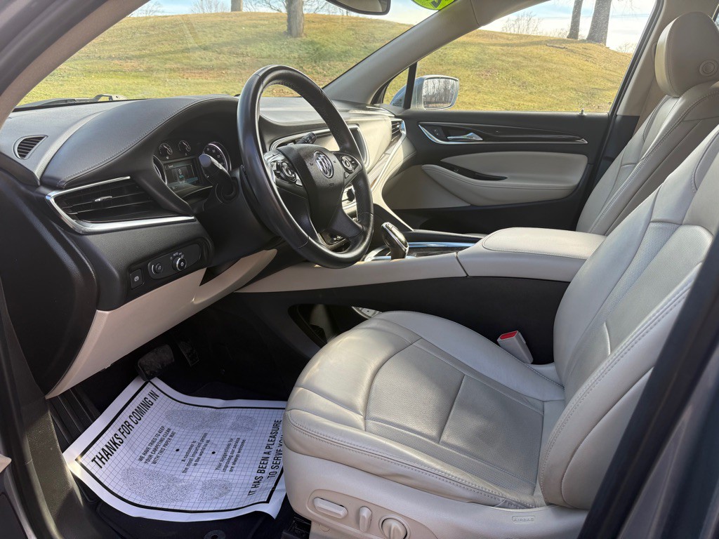 2018 Buick Enclave Image 17
