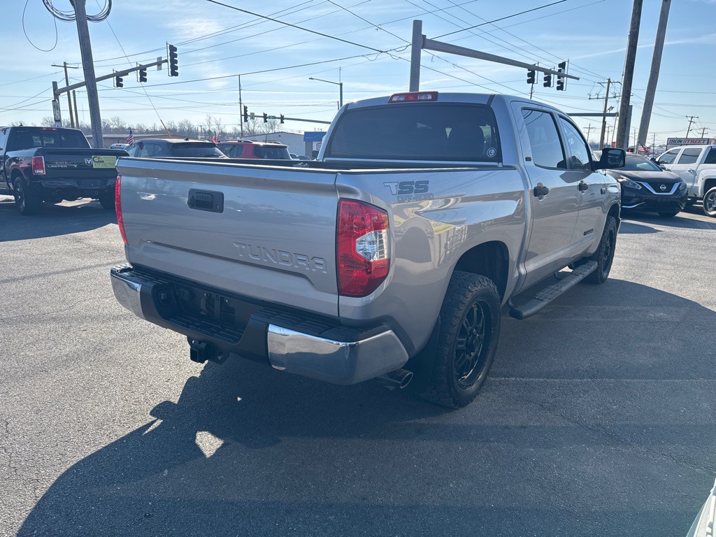 2017 Toyota Tundra Image 3