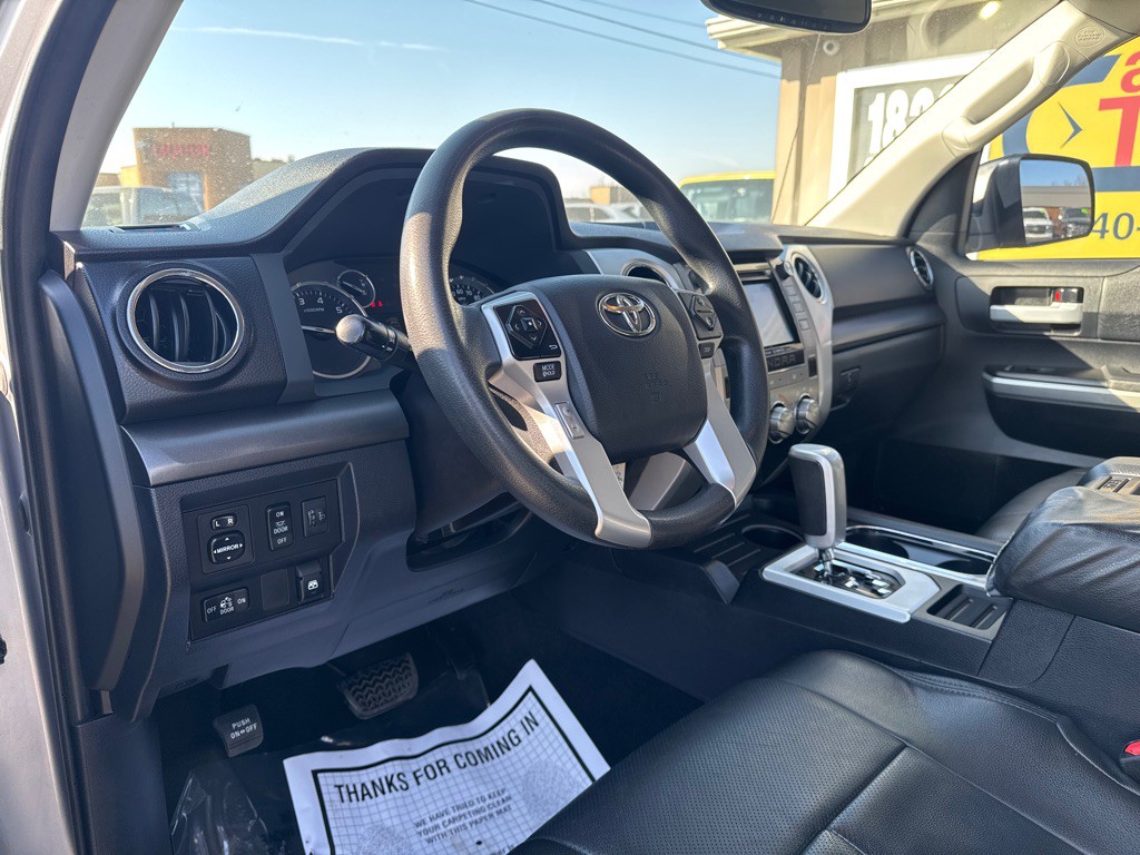 2017 Toyota Tundra Image 6