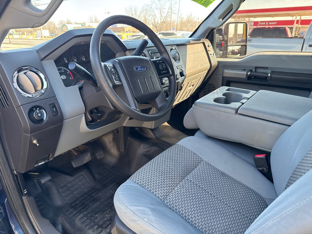 2013 Ford F-250 Image 8