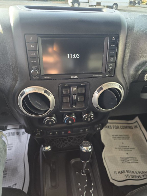 2016 Jeep Wrangler Unlimited Image 9