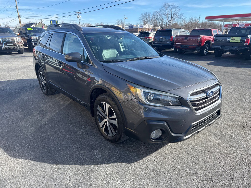 2019 Subaru Outback Image 2