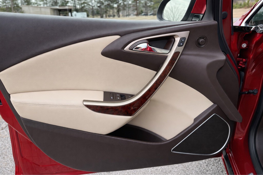 2013 Buick Verano Image 9