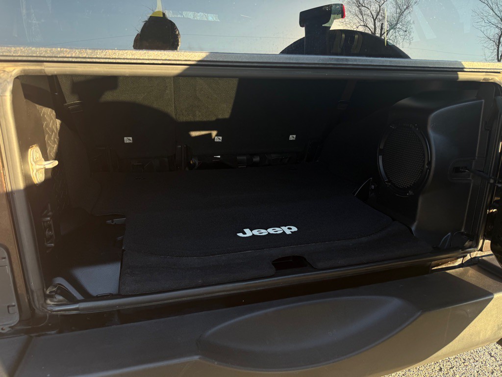 2013 Jeep Wrangler Unlimited Image 9